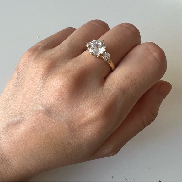 NEW Diamonique 14k Gold Elegant Women's Ring